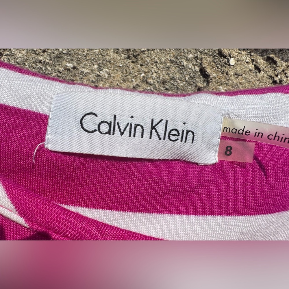 Calvin Klein medium T shirt dress, magenta and‎ white stripes, Size 8 - Picture 3 of 3